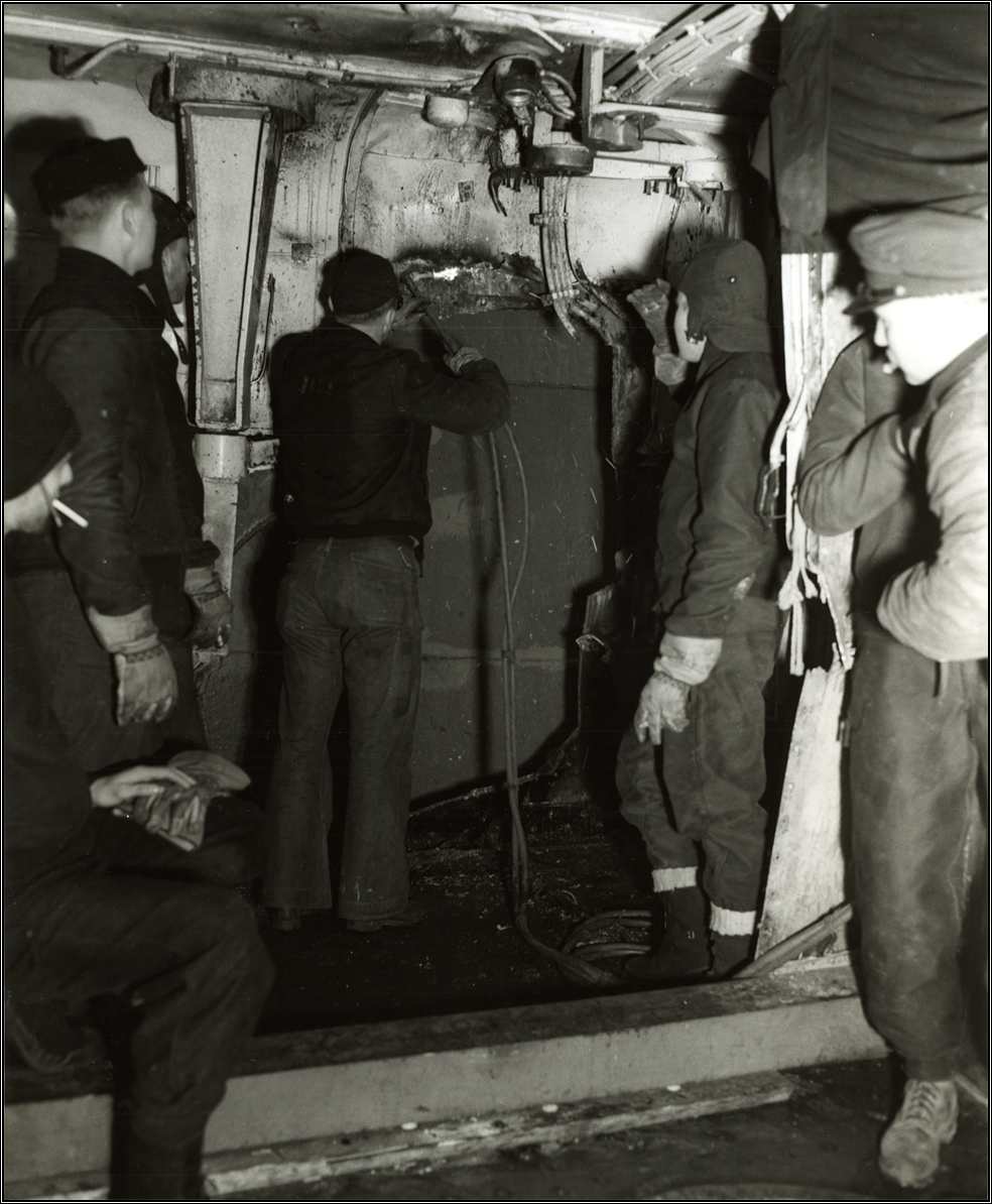 komandorski_damage_galley_80-g-72698